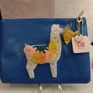 DCI Llama cosmetic bag